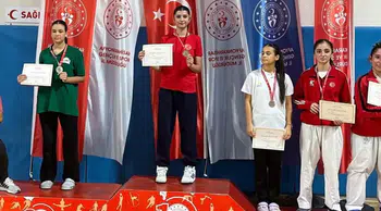 Karslı genç karateci Medine Kuyumcu, Türkiye şampiyonluğuna ulaştı