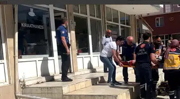Kıraathanede bıçaklı kavga: 2 yaralı, 1'i ağır