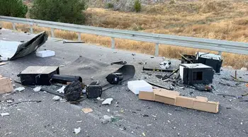 Burdur'da Alkollü Tır Şoförü Kamyonete Çarptı: 2 Yaralı