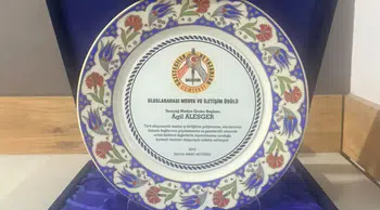 Agil Alesger’e uluslararası medya ve iletişim ödülü
