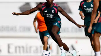 Konaté, Real Madrid'de şans bekliyor: İki yıldız sakat, üç stoper mücadelesi başladı!