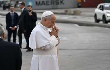 Papa 14. Leo'dan Beyrut'ta barış çağrısı: Kalpleri silahsızlandıralım