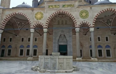 Selimiye Camii 4.5 Yıl sonra Ramazan'da yeniden ibadete açıldı