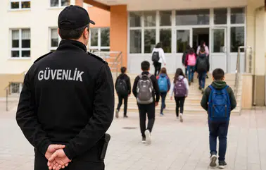 81 ilde okullara 30 bin güvenlik görevlisi planı