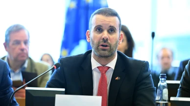 Karadağ'da Türk vatandaşlarına protesto: Vizesiz giriş askıya alındı