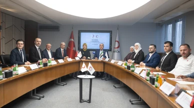 Türk Kızılay ve Suriye Arap Kızılayı'ndan tarihi işbirliği: Halep'te ekmek dağıtımı başlıyor