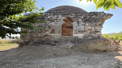 Antik Kenti'nde Selçuklu Dönemine ait sıradışı demir üzengi bulundu