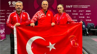 Milli halterci Cansel Özkan Dünya Şampiyonası'nda Bronz Madalya kazandı
