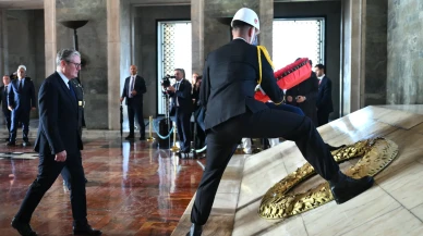 İngiltere Başbakanı Starmer'dan Anıtkabir'de Atatürk'e saygı duruşu