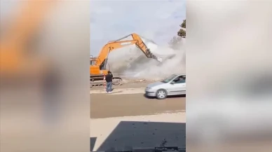 Kahramanmaraş'ta kontrollü yıkım faciası: Bina devrildi, araç zarar gördü