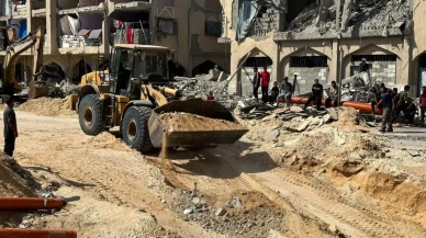 İsrail basını: Ordu Gazze'ye saldırıyor