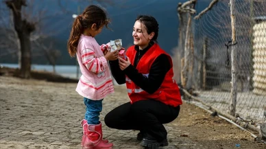 Türkiye'deki STK'ler Gazze için seferber oldu: Milyonlarca insana yardımlar ulaşıyor
