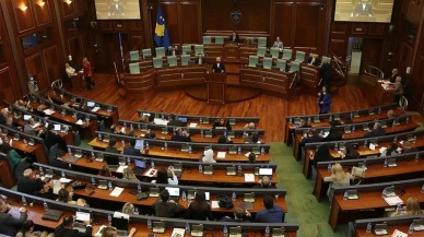 Kosova’da hükümet krizi derinleşti: Meclis feshedildi