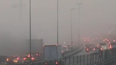 İstanbul'da göz gözü görmüyor: Trafik kilit!
