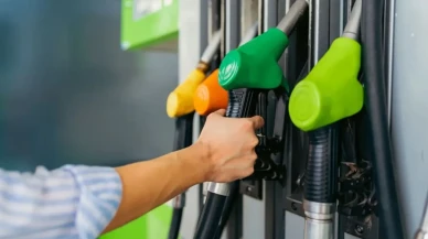 Benzin fiyatlarına bir zam daha: 15 Kasım'da 1,30 TL zam geldi