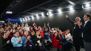 Gezen Sinema Tırı: Depremzede çocuklara sinema gösterimi