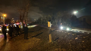 Afyonkarahisar’da lokomotifin çarptığı 16 yaşındaki genç hayatını kaybetti