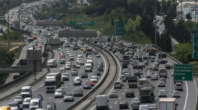 Köprüler ve ana arterler kilit: İstanbul’da trafik yüzde 80’i aştı