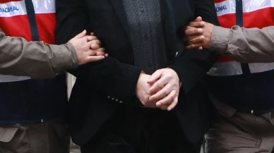 Annesini öldürdüğü öne sürülen bir kişi jandarma ekiplerince yakalandı.