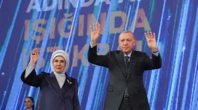 Erdoğan : "Yeni Türkiye'de kayıt dışı ekonomiye de kayıt dışı siyasete de yer yoktur."