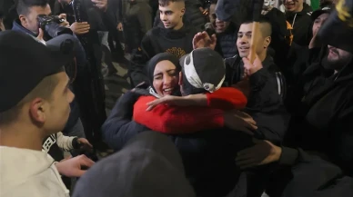 İsrailli esir yakınları savaş karşıtı eylemde bulundu: Gazze saldırıları sona erecek?