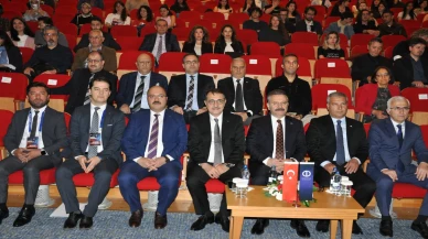 Eskişehir'de Yapay Zeka Zirvesi: Geleceğin teknolojileri hangi yolda