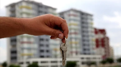 Konut fiyatları yükseliyor ama alım gücü düşüyor: Nisan'da reel fiyatlar geriledi
