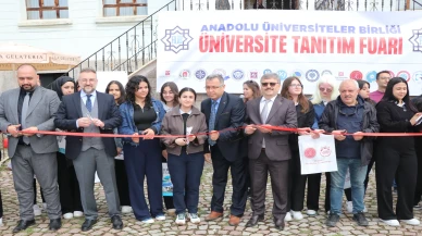 Yozgat'ta üniversite tanıtım fuarı, 18 üniversitenin katılımıyla gerçekleştirildi