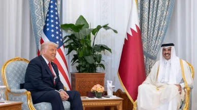 Trump, Katar'da tarihi anlaşmaları imzaladı: 1,2 Trilyon Dolar ve yeni hediye tartışmaları
