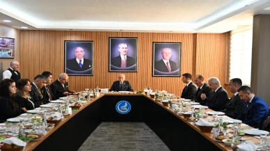 Devlet Bahçeli’den bayramda Ülkü Ocakları’na ziyaret