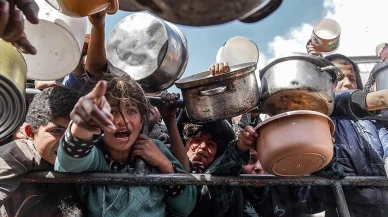 Gazze'de iki bebek daha açlıktan hayatını kaybetti