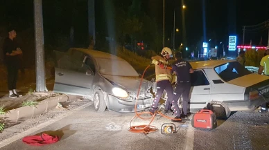 Manisa’da iki otomobilin çarpıştığı kazada 7 kişi yaralandı