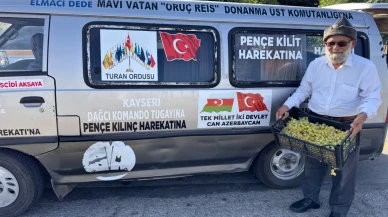Denizli'nin Elmacı Dede'sinden İzmir'deki askerlere üzüm sürprizi