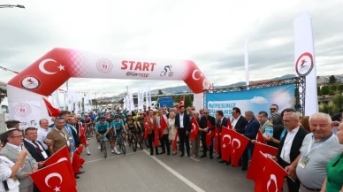 Samsun'da 3. Uluslararası Kurtuluş Yolu Bisiklet Turu başladı