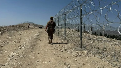 Kırgızistan Tacikistan Sınırına Tel Örgü Çekme Çalışmalarını Başlattı