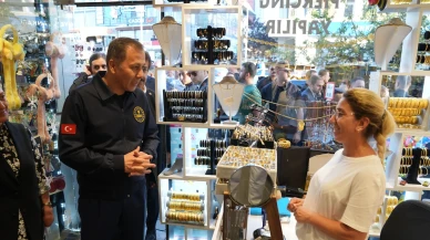 Bakan Yerlikaya, Erzurum'da esnafı ziyaret etti