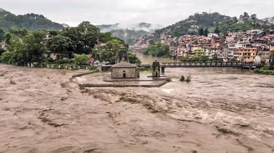 Cammu Keşmir’de sel ve toprak kayması: 30 kişi hayatını kaybetti