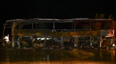 Yolcu otobüsü yandı: 36 Yolcu kurtarıldı