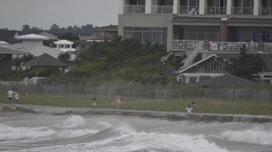 Erin kasırgasının ABD'de büyük yıkıma sebep olacağı tahmin ediliyor