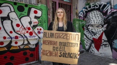 ABD’li Aktivist McLaughlin Kadıköy’de Gazze İçin Sesini Yükseltti
