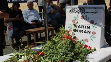 Diyarbakır'da geçen yıl hayattan kopartılan Narin kabri başında anıldı
