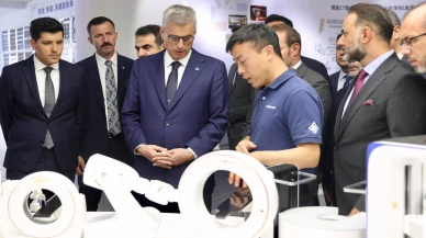 Sağlık Bakanı Memişoğlu, Şanghay'da Türk ve Çinli Sağlık İnovasyonlarını buluşturuyor