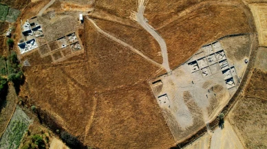 Tavşanlı Höyük'te 4 bin 500 yıllık idoller gün yüzüne çıktı