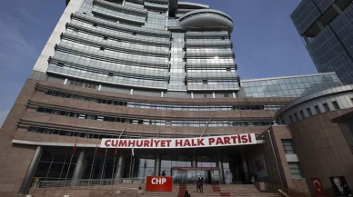 CHP İstanbul İl Yönetimi Mahkeme Kararıyla Görevden Alındı