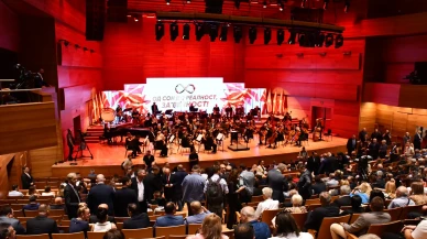 Kuzey Makedonya bağımsızlığının 34. yılını coşkuyla kutladı