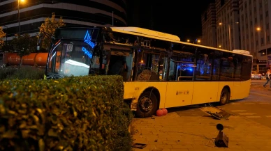 Yolcu otobüsü ile otomobil çarpıştı 2 yaralı