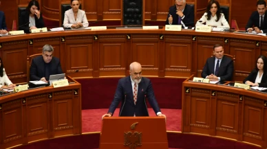 130 gün sonra Arnavutluk hükümeti kuruldu: Sanal Bakan Diella kabinede