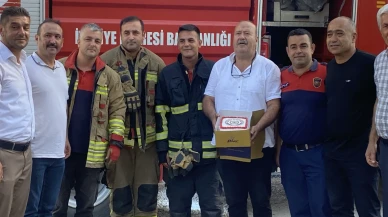 İskenderun'da yangın ihbarı sürprizi: Muhtarlardan itfaiyecilere pasta