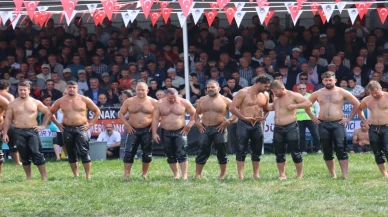 Çorum'da 14 yıl aradan sonra yağlı pehlivan güreşleri yeniden yapıldı