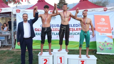 Kahramanmaraş'ta Uluslararası Hartlap Karakucak Güreş Festivali'nde Mustafa Nejedi Başpehlivan oldu
